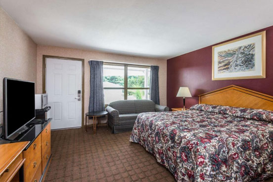 Best Hotel in Moosup, CT